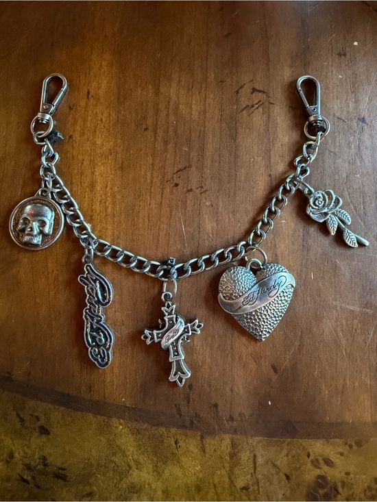 Ed Hardy Handbags - Ed Hardy Purse Bag Chain with Charms #676